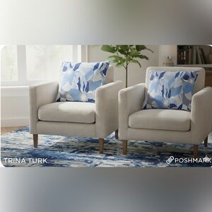 Trina Turk (2) Pillow Shams With A Large Abstract Floral Pattern